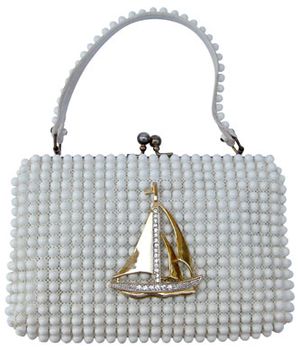 A beautifully restored vintage bag, by Chlorine... A beautifully restored vintage bag, by Chlorine...