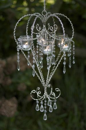 Le Trousseau - The first luxury wedding accessories boutique in the UK...