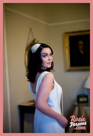 A beautiful, 1920's inspired wedding photoshoot, styled by www.vintageteasets.co.uk and shot by www.rosieparsons.co.uk ... 
