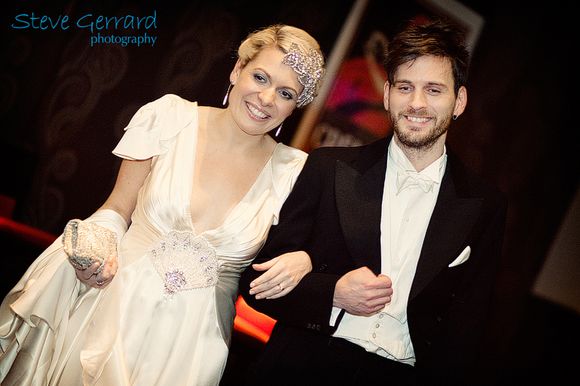 Ali and wife Hannah in her beautiful Jenny Packham Ravello wedding gown...