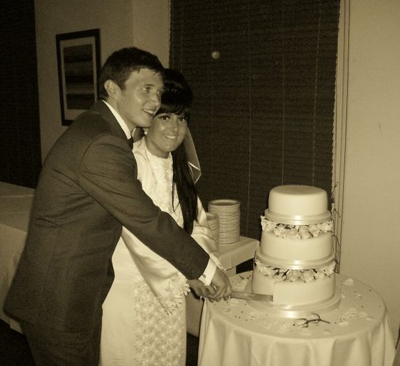 1960's style wedding cake...