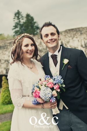 A quintessentially English Vintage Wedding, photographed by O&C Photography...