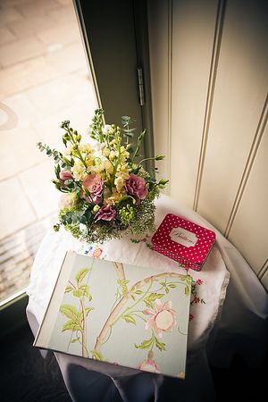 Lawson_photography_2_49206A Relaxed English Wedding ∼ Vintage Style Bunting and Beautiful Lace...