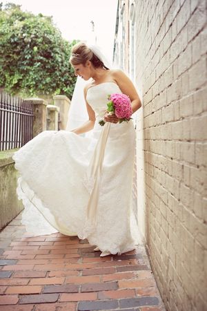 A Brighton Bride and a sprinkling of pretty pink! Photography by Lisa Devlin...