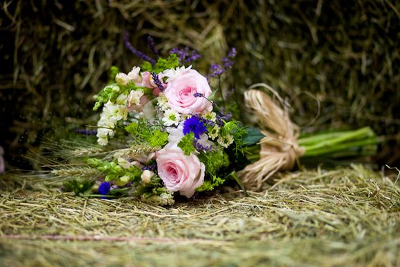 White Ballet Shoes and a Garland of Daisies for a Vintage Country Wedding, Photography by Surrey Wedding Photographer Amy Wass...