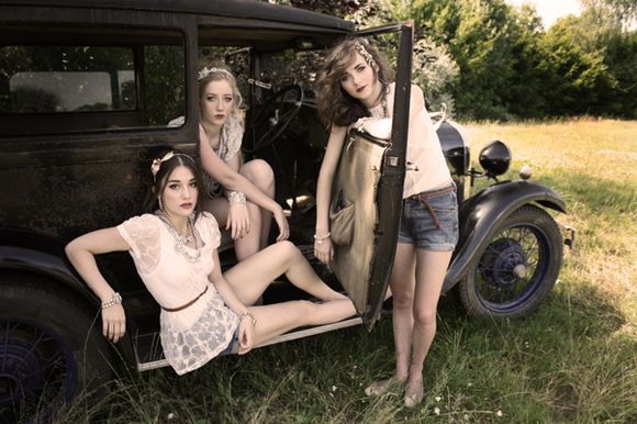 Magpie Vintage, Photography by Hollie Fernando...