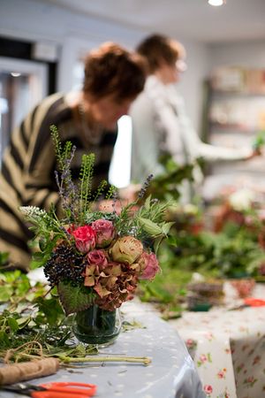 DIY Wedding Flowers with the Miss Pickering Flower School for Brides...