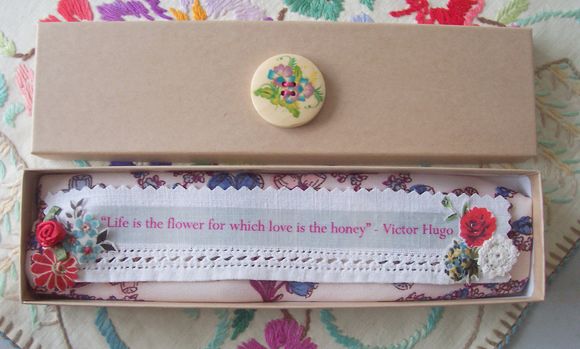The vintage drawer collection from vicky trainor bookmark  that come with a decorated box £6.00