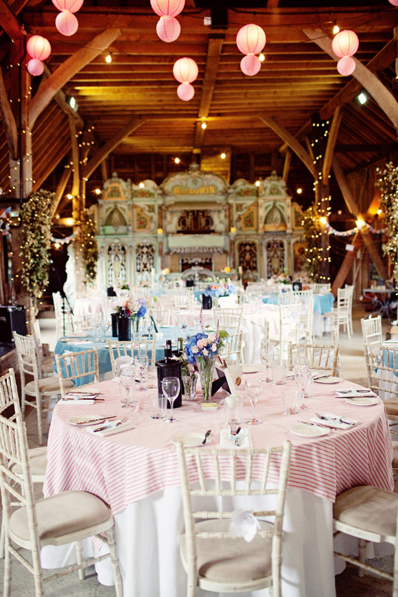Pink wedding decor