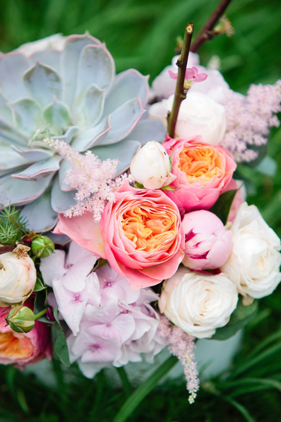 Countryside and Pretty ~ Floral Heaven in the Fields, by Hampshire Wedding Photographer Naomi Kenton...