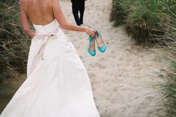 A Jim Hjelm Pocket Wedding Dress for a Rustic Country Wedding, Photos by Green Photographic