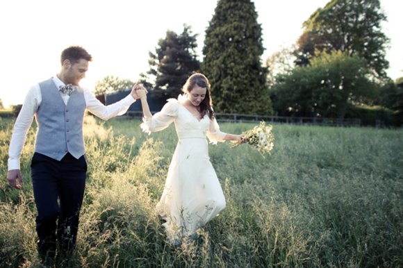 A woodland wedding with daisies