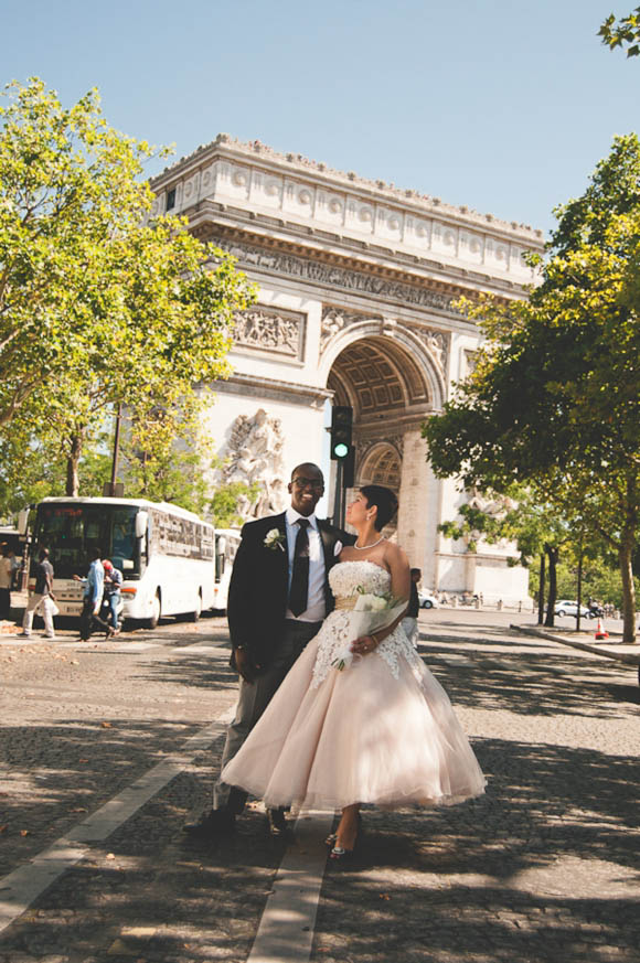 An Audrey Hepburn inspired pre wedding shoot in Paris