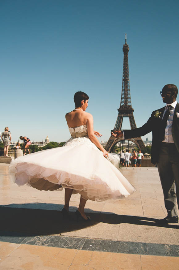 An Audrey Hepburn inspired pre wedding shoot in Paris