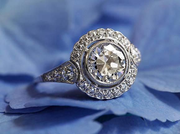 Eco friendly engagement rings, wedding rings and fine jewellery by Brilliant Earth