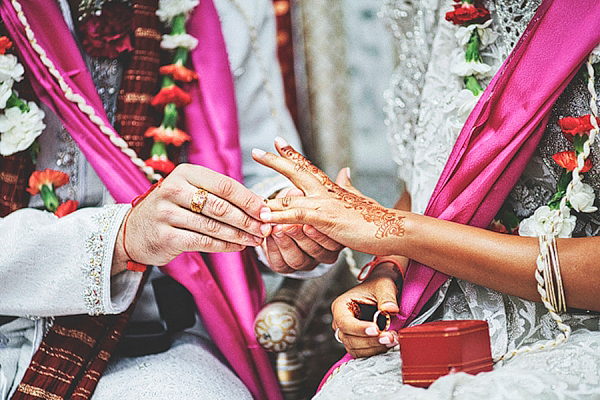 A multicultural Indian English wedding at Sezincote House photography by John Day
