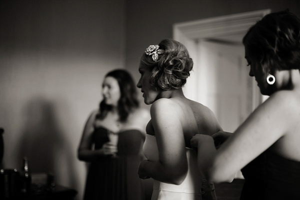 Stephanie Allin wedding dress // Photography by Lillian and Leonard