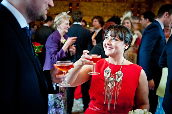 Jenny Packham Barn Wedding // Photography by Anna Rosell 