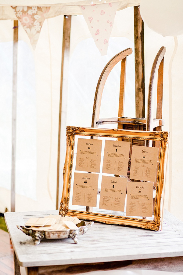 Scottish Highlands Wedding // Inshriach House // 1960s Edwardian Whimsical Wedding // Photography by Helen Abraham