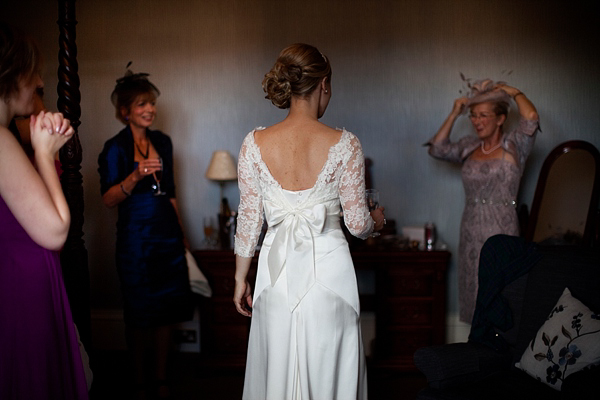Stephanie Allin wedding dress // Photography by Lillian and Leonard