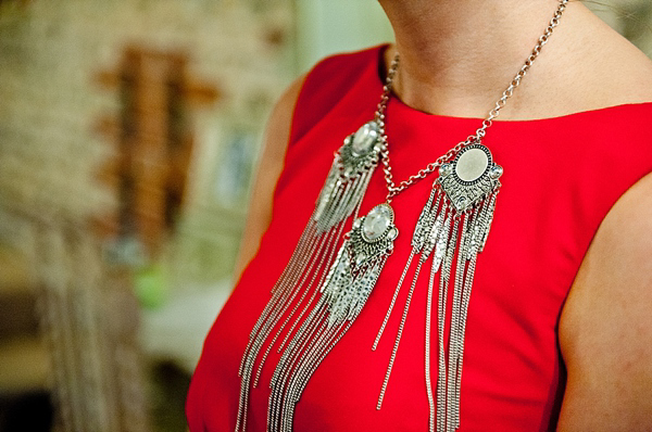 Jenny Packham Barn Wedding // Photography by Anna Rosell 