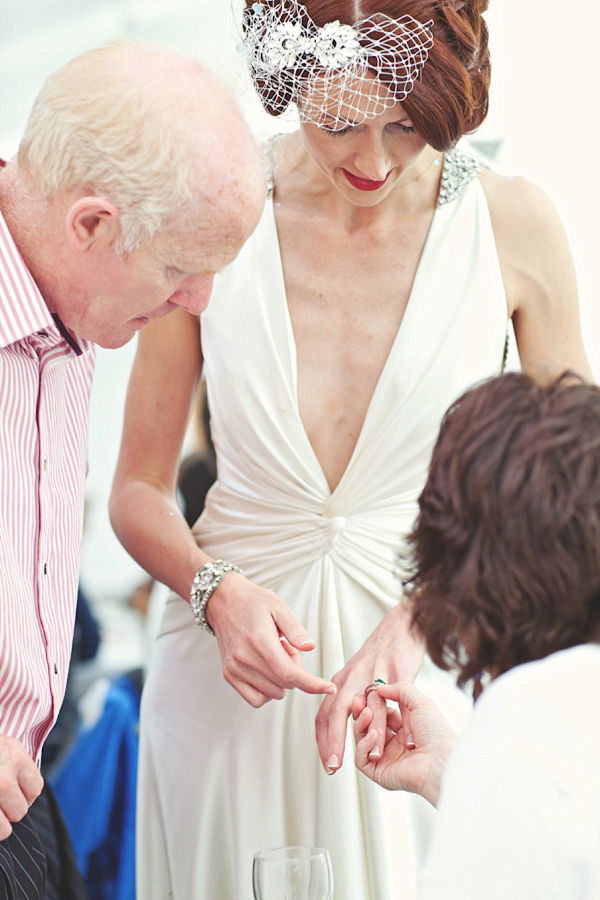 A 1920s an 1930s Art Deco Inspired Wedding // Francesca Wedding Dress by Jenny Packham // Photography by Laura McCluskey