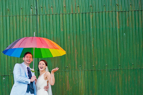 Jenny Packham Barn Wedding // Photography by Anna Rosell 