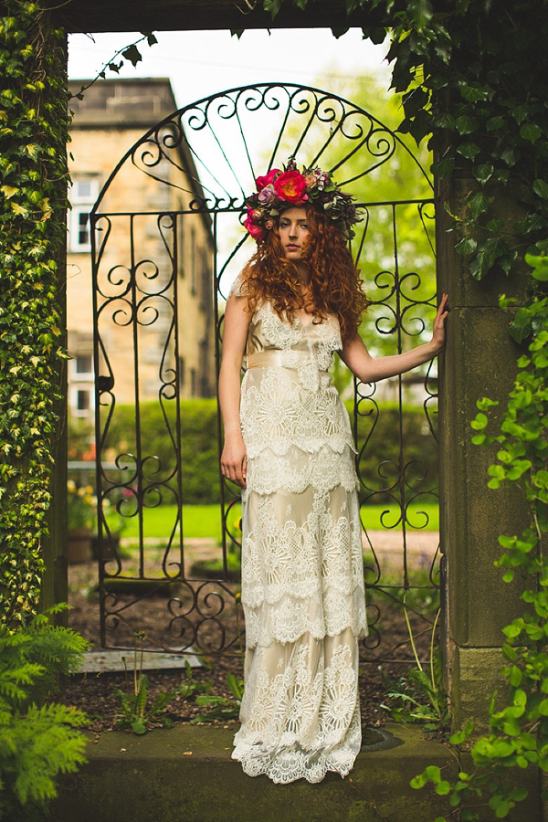 Vintage and vintage inspired wedding dresses in Sheffield by Kate Beaumont // S6 Photography