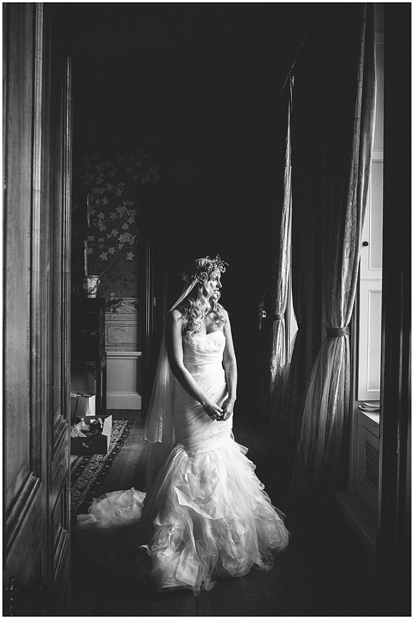 Vera Wang Wedding Dress // Belvoir Castle Wedding // McKinley Rodgers Photography