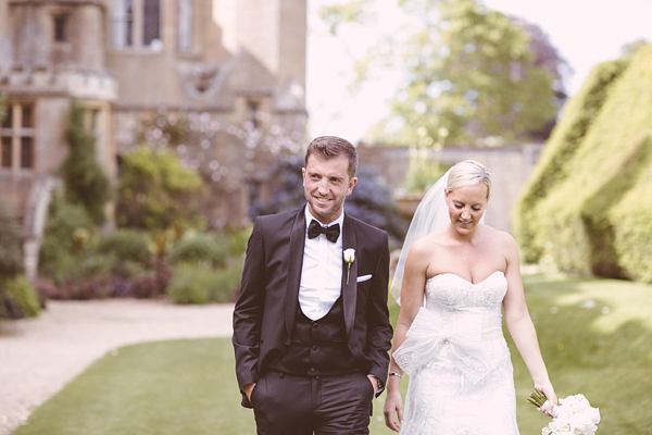 Monique Lhuillier wedding dress, Sudeley Castle wedding, Jay Rowden Wedding Photography