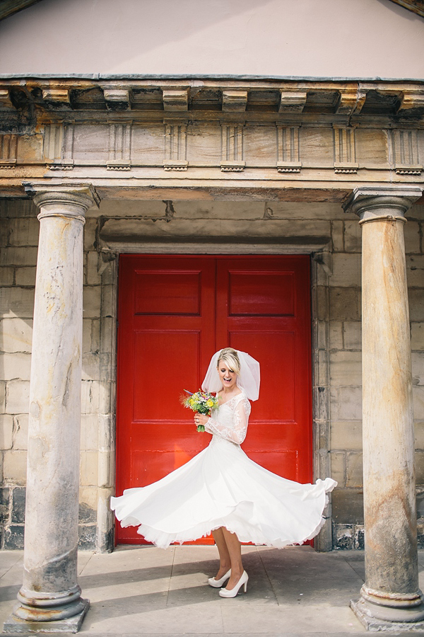 Audrey Hepburn Funny Face Inspired Bride // Photography by Jen Owens