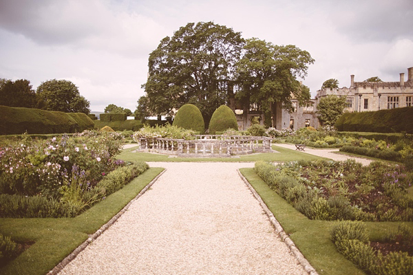 Monique Lhuillier wedding dress, Sudeley Castle wedding, Jay Rowden Wedding Photography