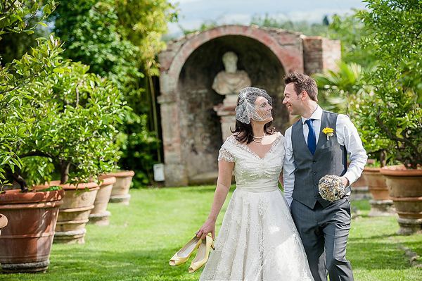 Tuscany wedding, Joanne Fleming wedding dress, Dominic Wright photography