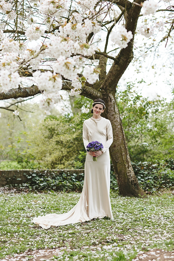 An Original Vintage Diamond Panel, Full Sleeved 1930s Wedding Dress ...