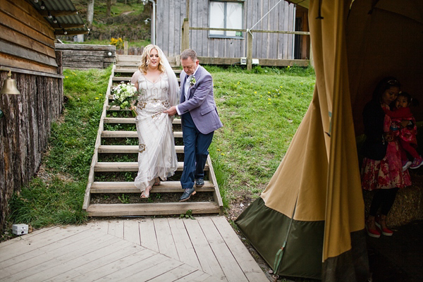 Fforest wedding, Glamping Wedding, Campsite wedding, Jenny Packham bride, Wedding in Wales, Emma Case Photography