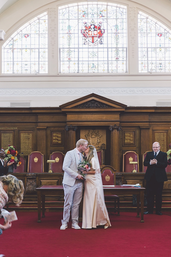 Pregnant bride, Islington Town Hall wedding, London pub wedding, expectant bride