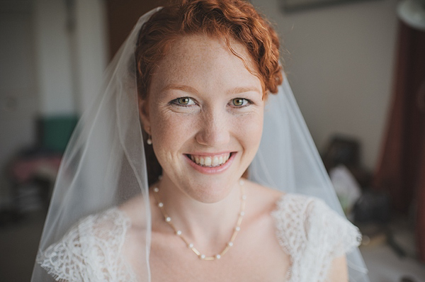 Monique Lhillier bride, Wedding in Wales, o&c Photography