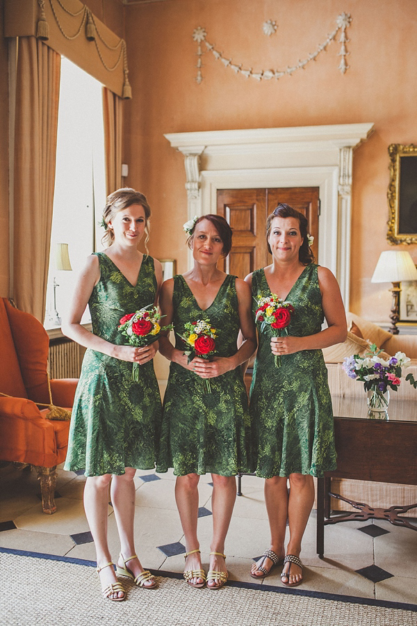 1920s jazz inspired wedding, vintage flapper girl wedding dress, Elizabeth Avey vintage wedding dresses, Jordanna Marston Photography