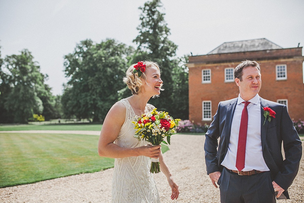 1920s jazz inspired wedding, vintage flapper girl wedding dress, Elizabeth Avey vintage wedding dresses, Jordanna Marston Photography