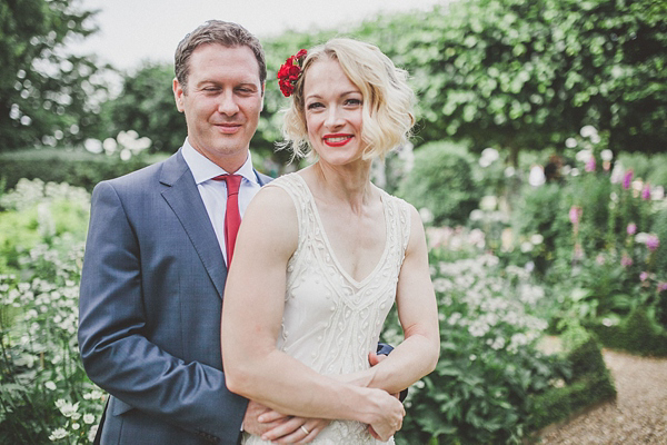 1920s jazz inspired wedding, vintage flapper girl wedding dress, Elizabeth Avey vintage wedding dresses, Jordanna Marston Photography