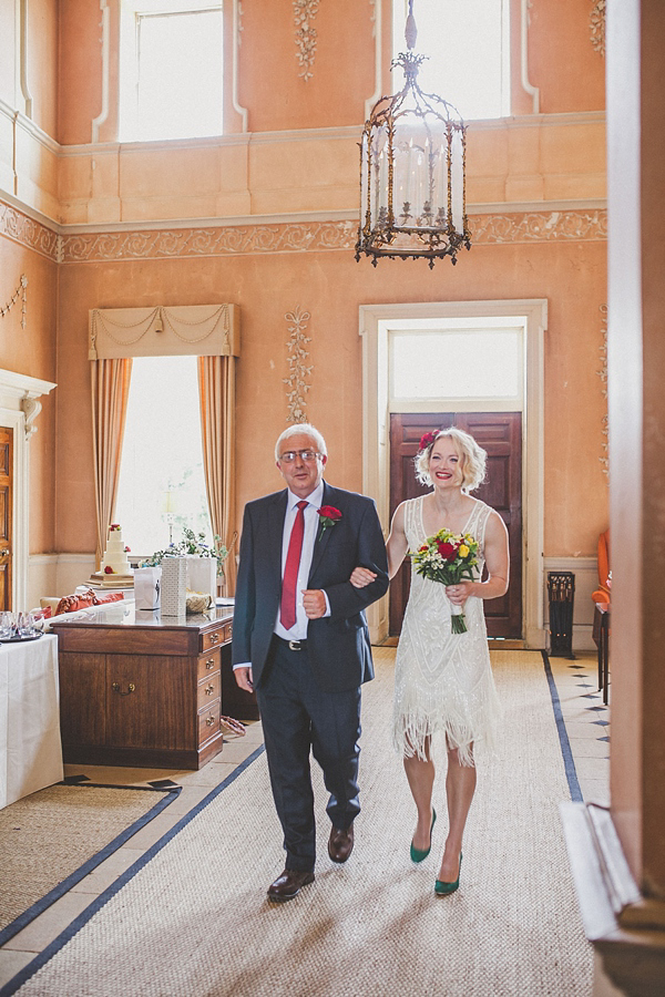 1920s jazz inspired wedding, vintage flapper girl wedding dress, Elizabeth Avey vintage wedding dresses, Jordanna Marston Photography