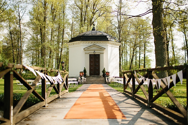 1920s inspired wedding, Swedish wedding, wedding in Sweden, Jenny Packham wedding dress