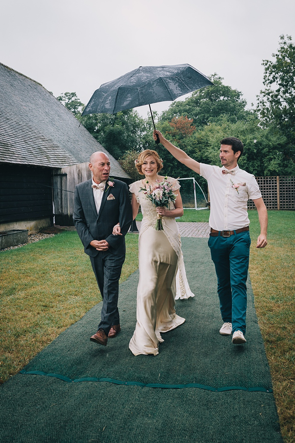 1920s inspired wedding, 1930s inspired wedding, antique wedding, vintage inspired wedding, Jane Bourvis wedding dress, rainy day wedding, Eclection Photography