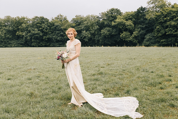 1920s inspired wedding, 1930s inspired wedding, antique wedding, vintage inspired wedding, Jane Bourvis wedding dress, rainy day wedding, Eclection Photography