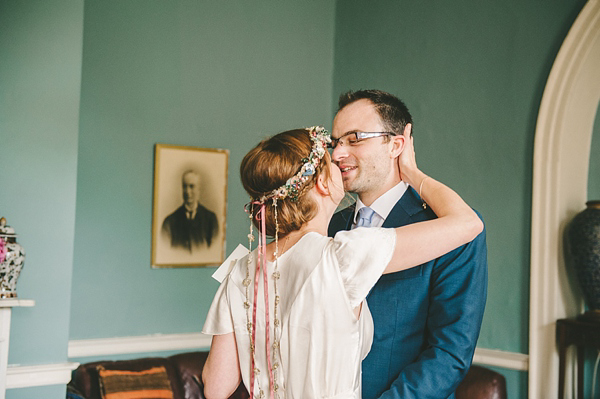 Outdoor Humanist wedding, 1930s vintage wedding dress, vintage wedding, Autumn wedding, September wedding, Photography by Ellie Gillard, find out more at  www.elliegillard.co.uk