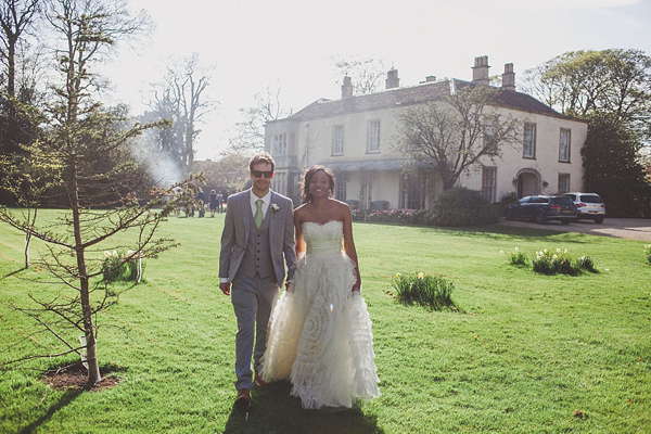 Beautiful black bride, 1950s vintage tiered wedding dress, Photography by Jordanna Marston