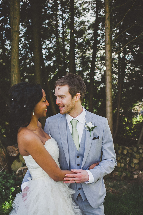 Beautiful black bride, 1950s vintage tiered wedding dress, Photography by Jordanna Marston