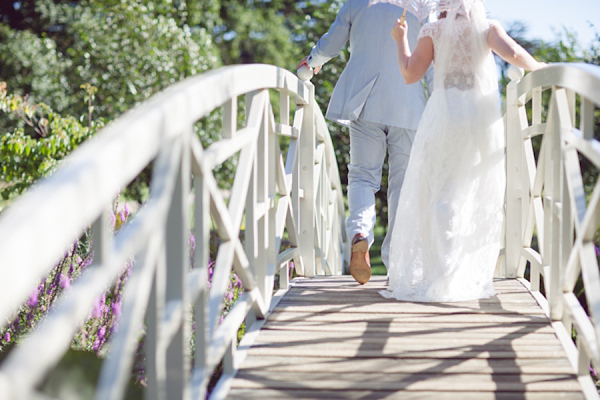 Claire Pettibone bride, Juliet cap veil,  Woburn Sculpture Gallery, Bedfordshire Wedding, Cat Hepple Photograpy