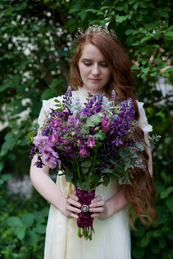 Edwardian inspired bride, antique style wedding, something old wedding, vintage wedding, red haired bride