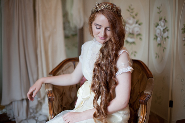Edwardian inspired bride, antique style wedding, something old wedding, vintage wedding, red haired bride